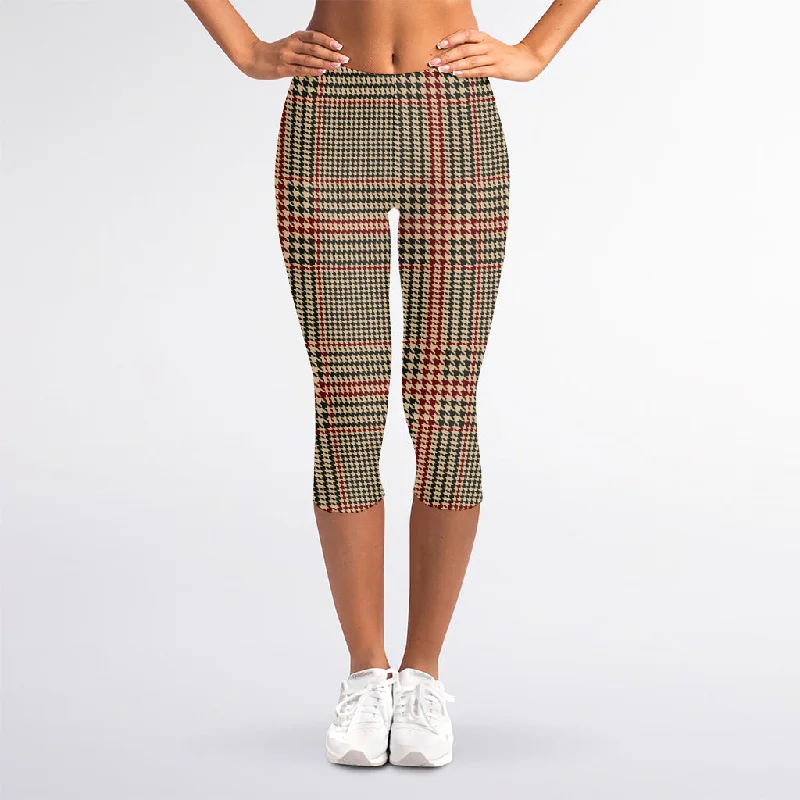 Brown Beige And Red Glen Plaid Print Women's Capri Leggings Trendy Patterned Leggings