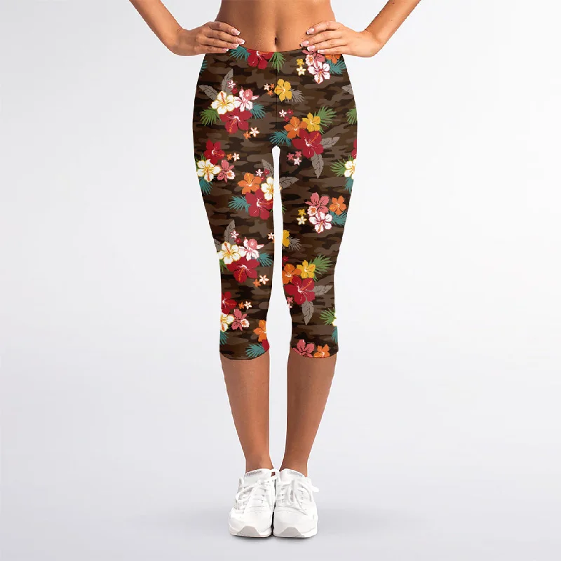 Brown Camo Hibiscus Flower Print Women's Capri Leggings Comfortable Compression Leggings