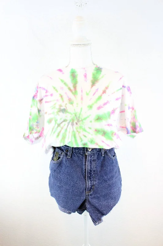 Vintage White Batik T-Shirt (L) Spandex Blend Rayon Blend Denim Blend