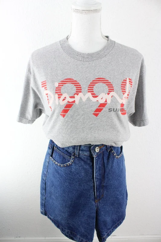 Vintage Grey Diamond T-Shirt (M) Graphic T-Shirt Round Neck Polyester