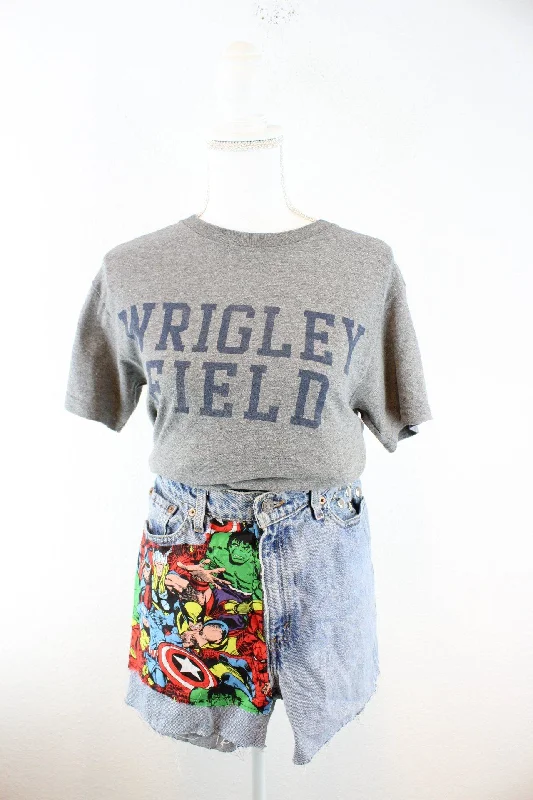 Vintage MV Sport Wrigley T-Shirt (XS) Modern Contemporary Chic