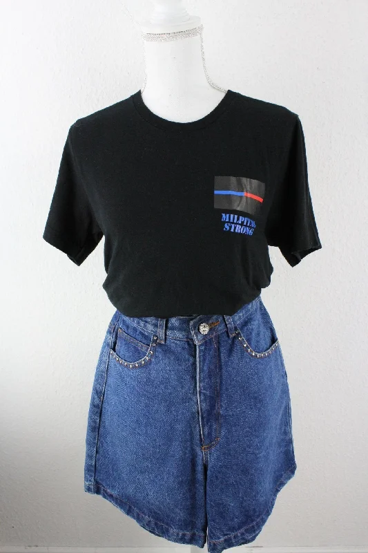Vintage Cannvas Milpitas Strong T-Shirt (M) Modern Contemporary Chic