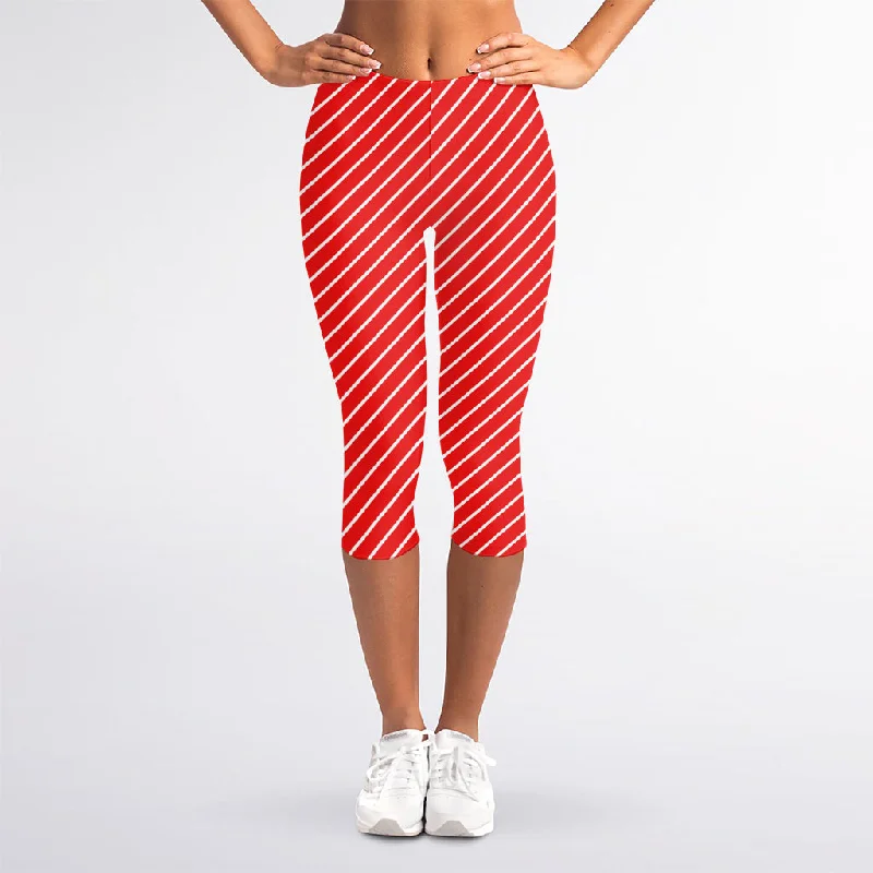 Candy Cane Striped Pattern Print Women's Capri Leggings Comfortable Fleece-Lined Leggings