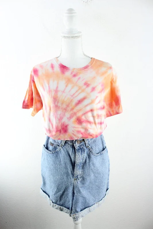 Vintage Batik T-Shirt (S) Front Pockets Side Pockets Patch Pockets