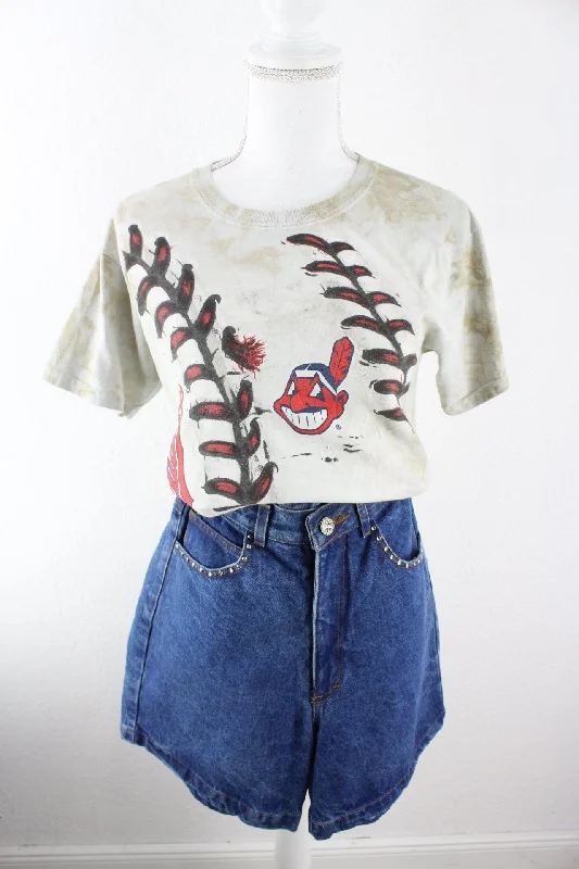 Vintage Beige Indians T-Shirt (S) Graphic Embroidered Appliqued