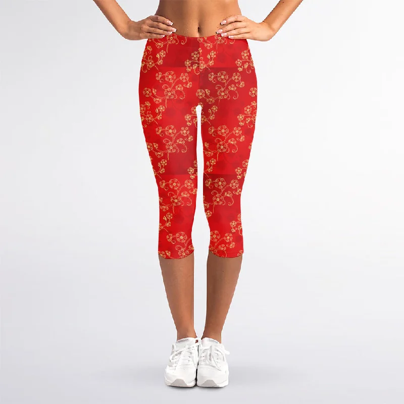 Chinese Cherry Blossom Pattern Print Women's Capri Leggings Stylish Everyday Leggings