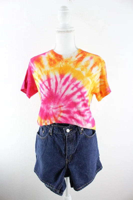 Vintage Pink Batik T-Shirt (S) Ribbed T-Shirt High Neck Heavyweight