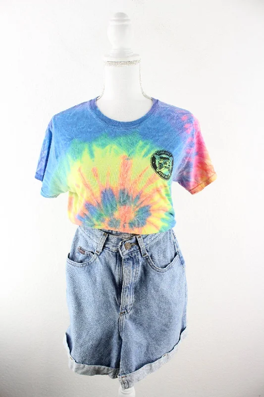 Vintage Jeep Week Batik T-Shirt (S) Basic T-Shirt Crew Neck Short Sleeve