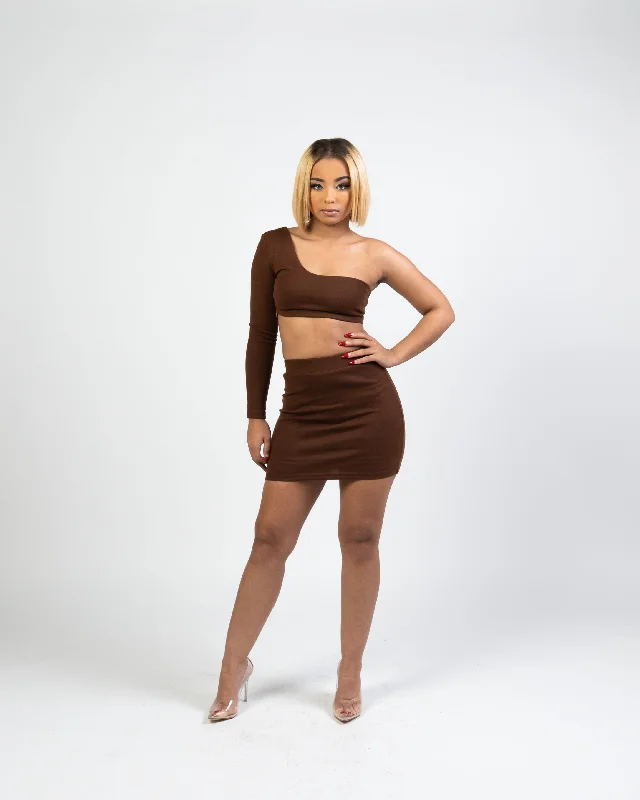 Brielle Skirt Set | Chocolate Brown ruffled skirt detail
