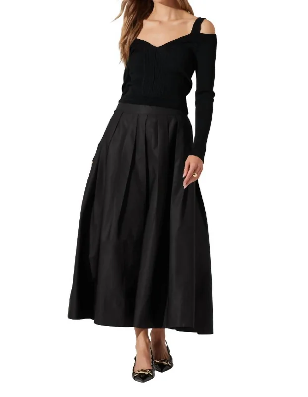 Catarina Midi Skirt In Black low waist skirt