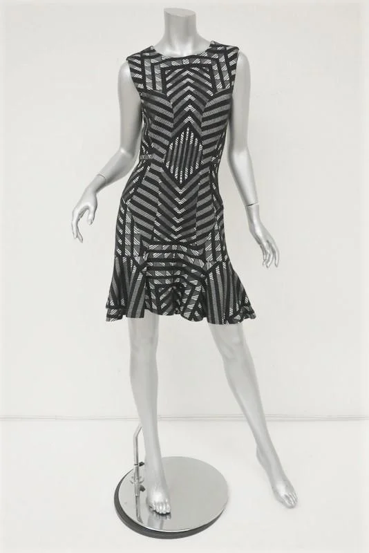Diane von Furstenberg Dress Carlie Black/White Wool-Blend Jacquard Size 6