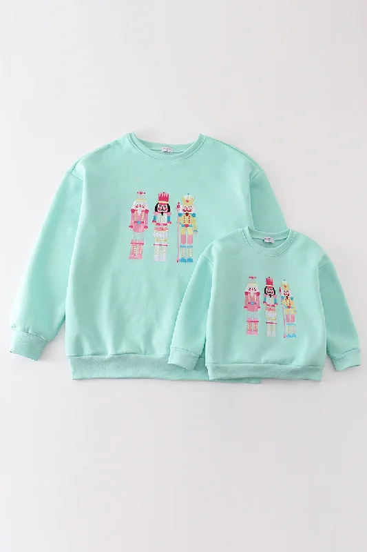 Mint nutcracker embroidery mom&me fleece sweatshirt Hoodie with Side Slits Relaxed Casual Mint nutcracker embroidery mom&me fleece sweatshirt Hoodie with Side Slits Relaxed Casual
