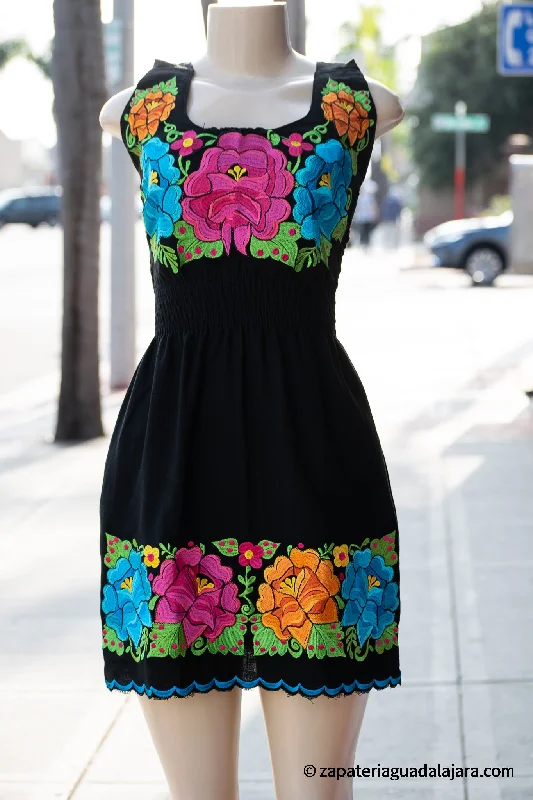 ARTESIAN EMBROIDERED BLACK DRESS #77370