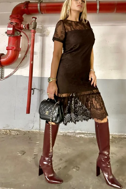 A pizzo dress Tunics Luxurious high-end