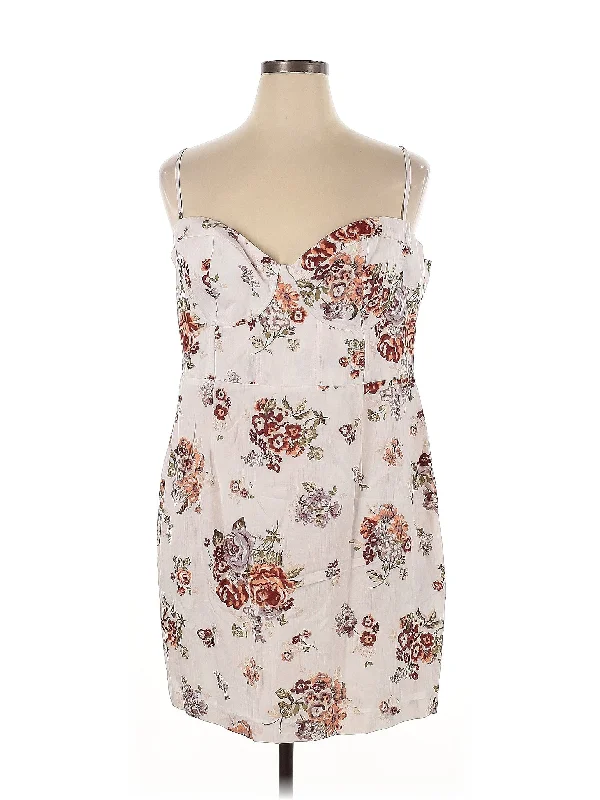 Casual Dress Square Neckline Feminine