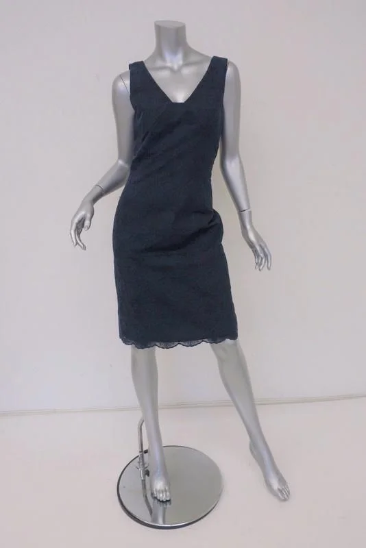 Tory Burch Dress Cameron Navy Embroidered Lace Size 6 Scalloped-Hem Sheath