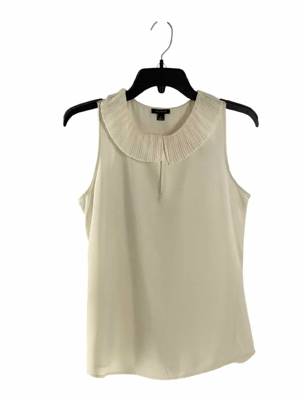 Ann Taylor Size S White Tank Top floral tank top