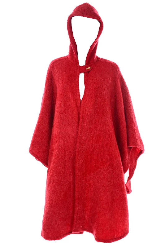 Anne Klein for Robinson & Golluber Vintage Red Mohair Blend Cape