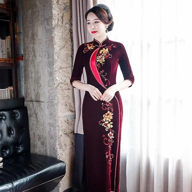 Floral Embroidery Velvet Reformational Cheongsam Mother Dress