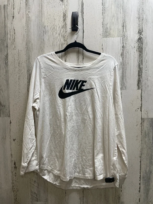 Athletic Top Long Sleeve Crewneck By Nike Apparel In White, Size: 1x