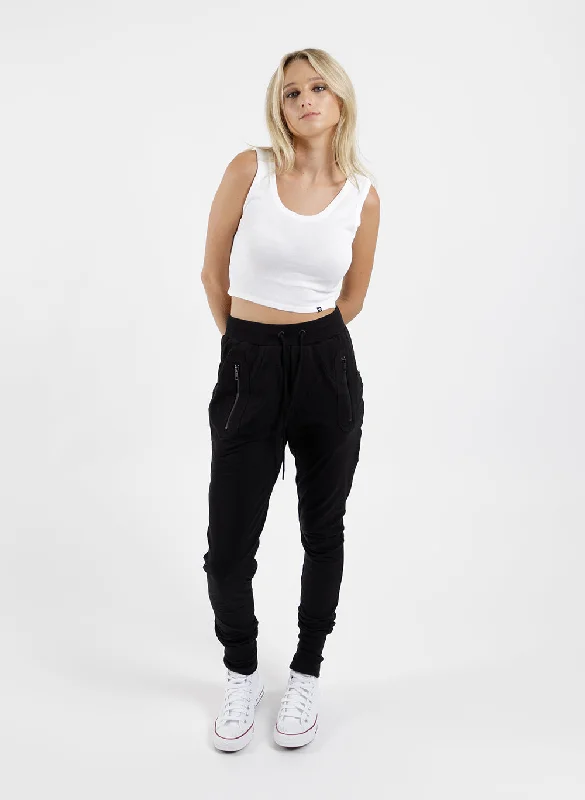 Escape Trackies Black/Black