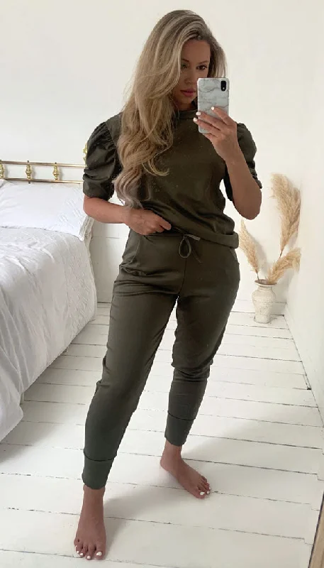 UK 8/10 / Khaki