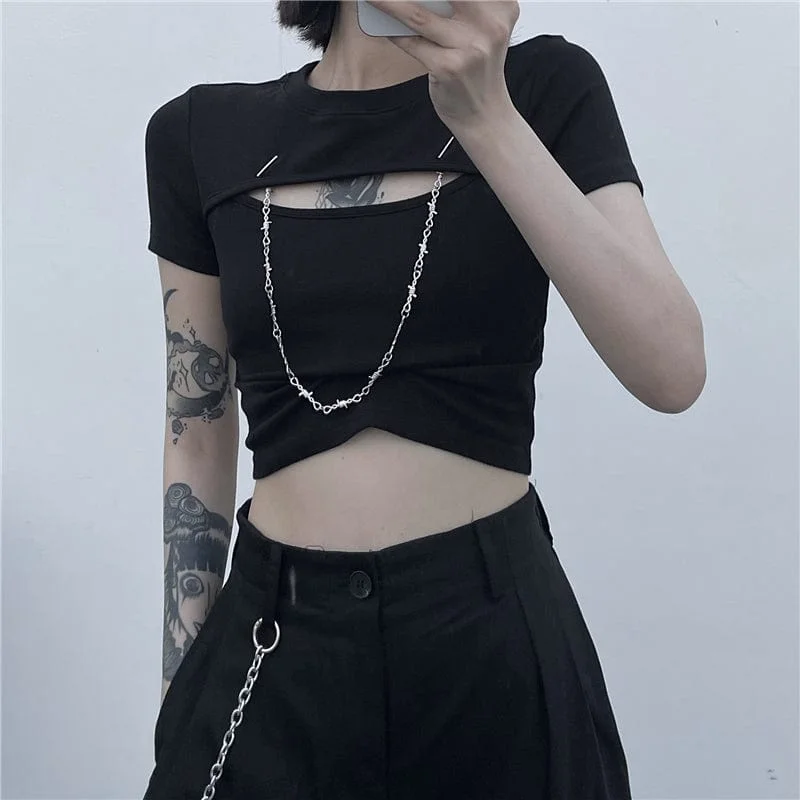 Women's Grunge Cutout Slim Fitted Black Short Sleeved Tee with Chain