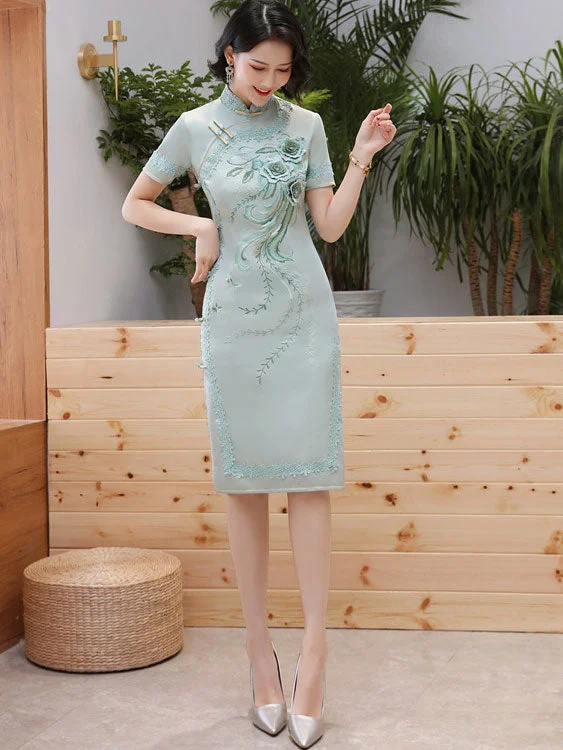 2020 Pink Green Embroidered Cheongsam / Qipao Party Dress Tunics Recommended stylist 2020 Pink Green Embroidered Cheongsam / Qipao Party Dress Tunics Recommended stylist