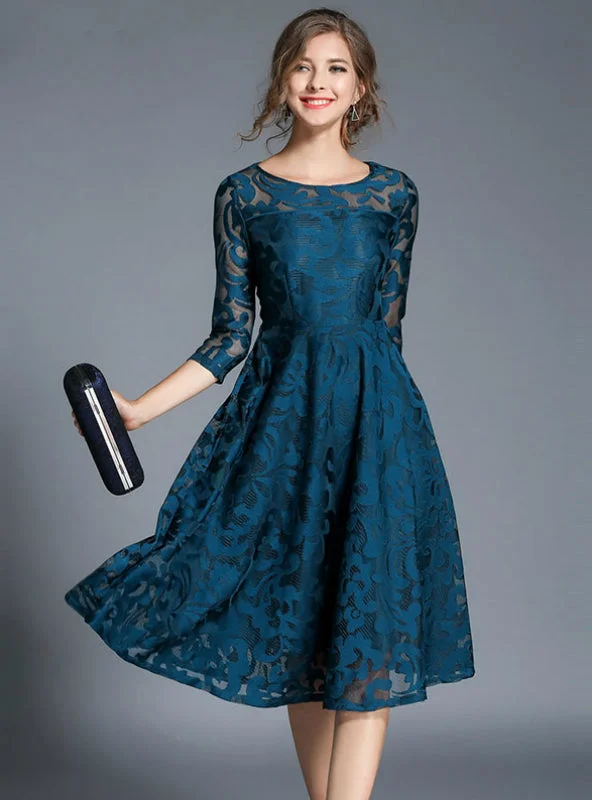 Elegant Slim Ladies Party Dress Women Casual Lace Dresses Turtleneck Warm Winter